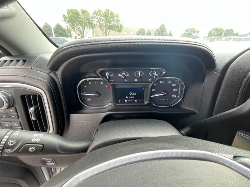 2022 GMC Sierra 2500HD 4WD Crew Cab Standard Bed SLT