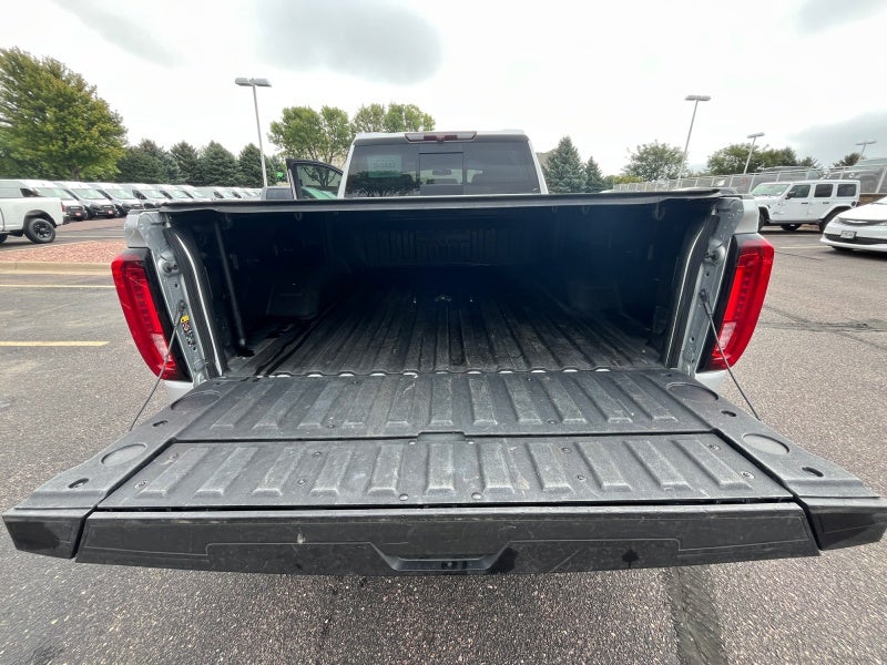 2022 GMC Sierra 2500HD 4WD Crew Cab Standard Bed SLT
