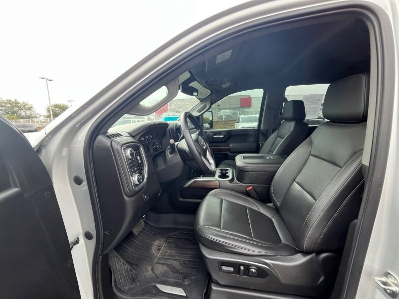 2022 GMC Sierra 2500HD 4WD Crew Cab Standard Bed SLT