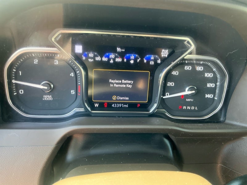2022 GMC Sierra 3500HD 4WD Crew Cab Standard Bed Denali