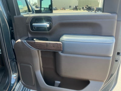 2022 GMC Sierra 3500HD 4WD Crew Cab Standard Bed Denali
