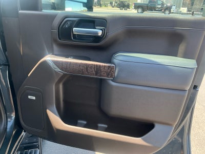 2022 GMC Sierra 3500HD 4WD Crew Cab Standard Bed Denali