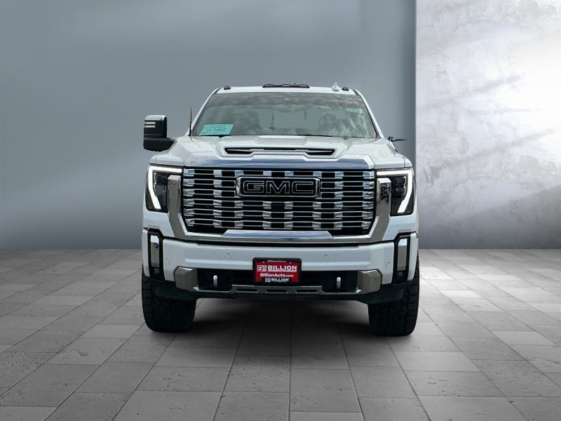 2024 GMC Sierra 3500HD 4WD Crew Cab Standard Bed Denali