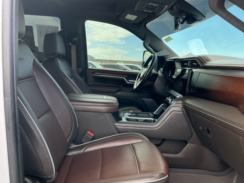 2024 GMC Sierra 3500HD 4WD Crew Cab Standard Bed Denali