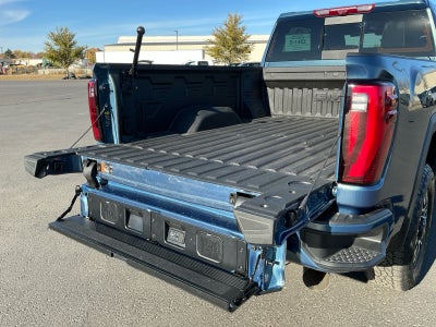 2025 GMC Sierra 3500HD 4WD Crew Cab Standard Bed Denali Ultimate