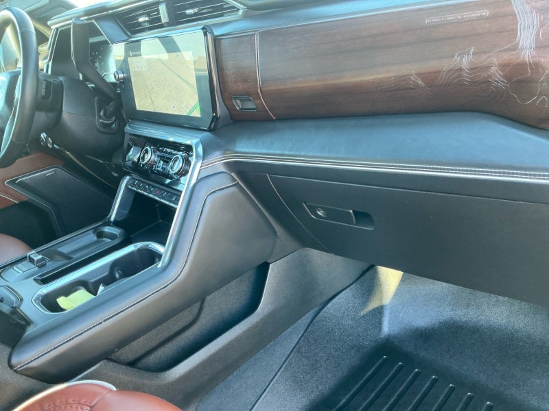 2025 GMC Sierra 3500HD 4WD Crew Cab Standard Bed Denali Ultimate