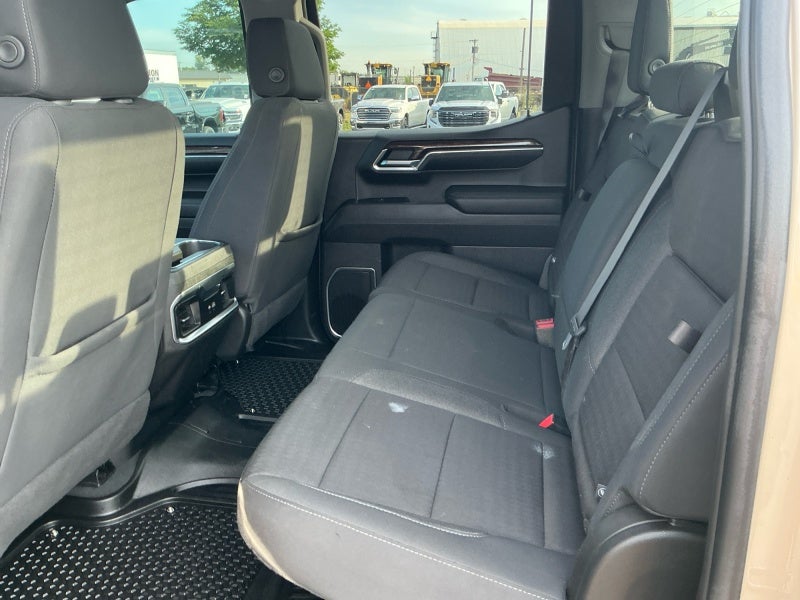2023 GMC Sierra 1500 4WD Crew Cab Short Box Elevation with 3SB