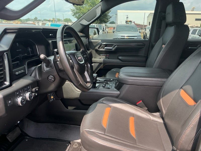 2024 GMC Sierra 1500 4WD Crew Cab Short Box AT4