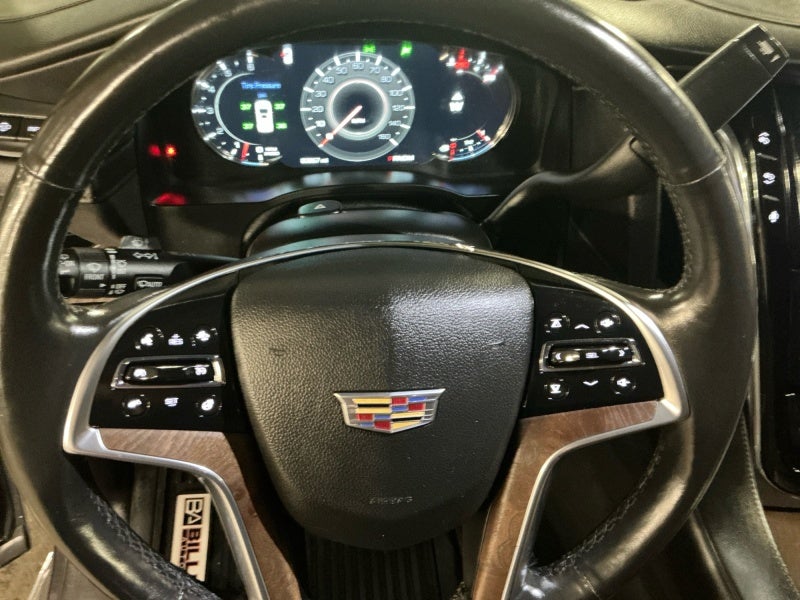 2016 Cadillac Escalade Luxury Collection