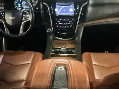 2016 Cadillac Escalade Luxury Collection