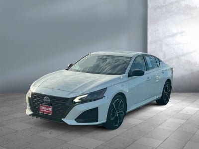 2023 Nissan Altima SR Intelligent AWD