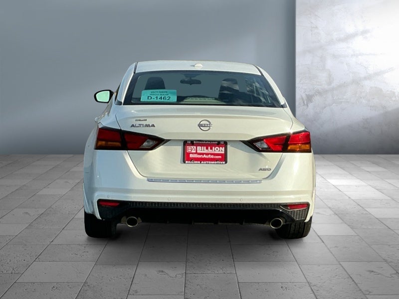 2023 Nissan Altima SR Intelligent AWD