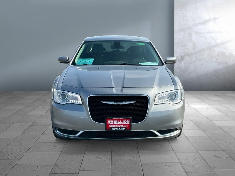 2016 Chrysler 300 Limited