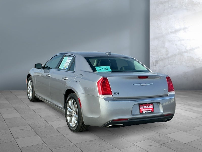 2016 Chrysler 300 Limited