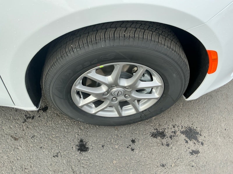 2026 Chrysler Voyager VOYAGER LX