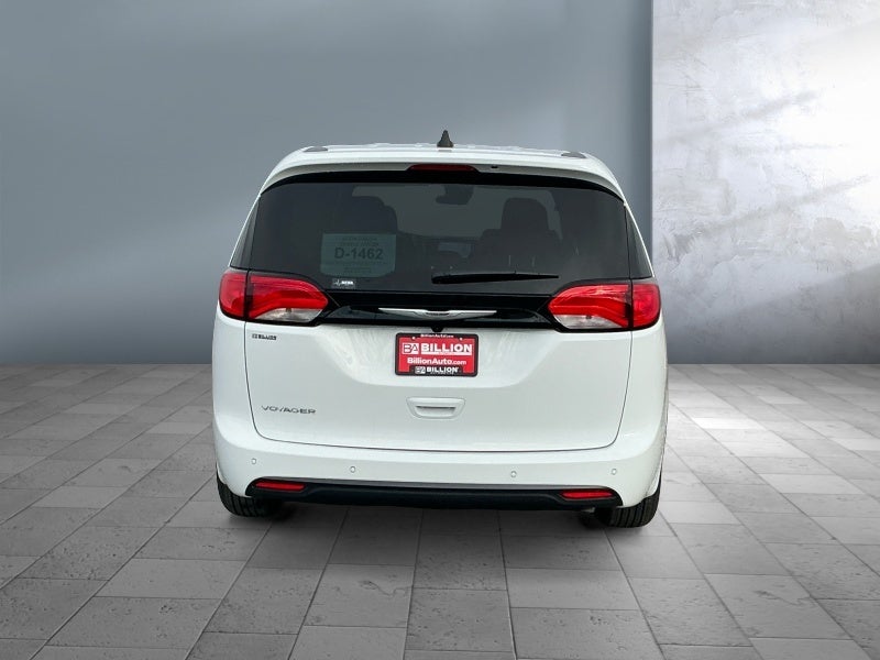 2026 Chrysler Voyager VOYAGER LX