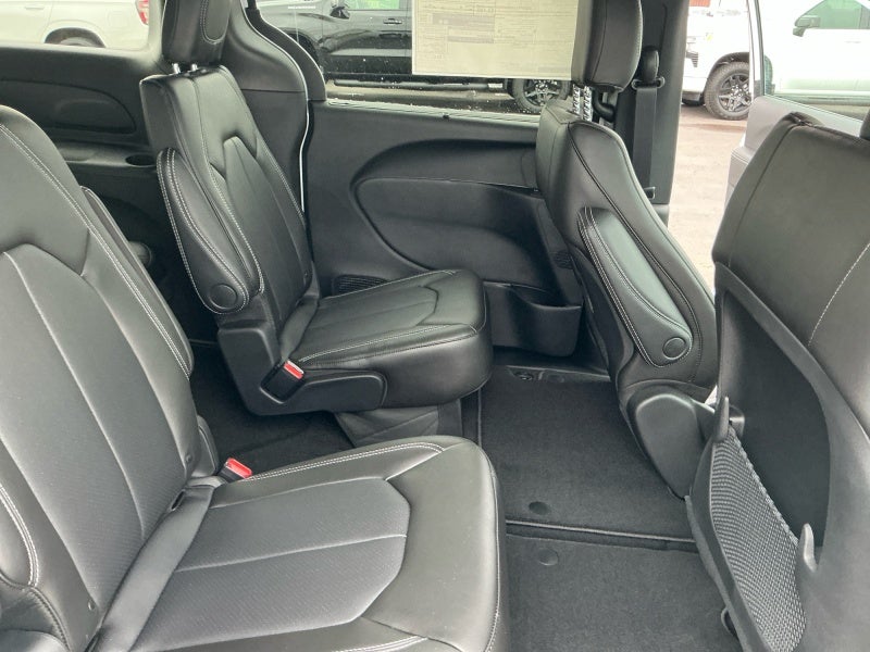 2027 Chrysler Pacifica PACIFICA LX