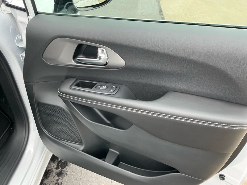 2027 Chrysler Pacifica PACIFICA LX