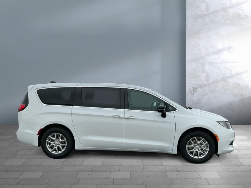 2027 Chrysler Pacifica PACIFICA LX