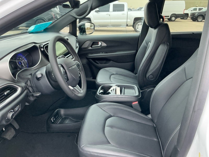 2027 Chrysler Pacifica PACIFICA LX