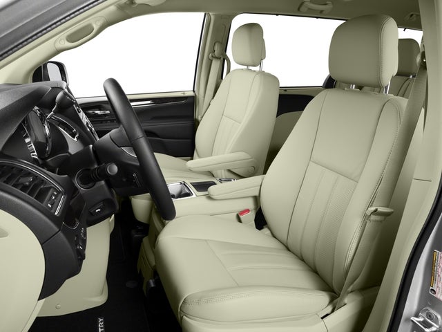 2016 Chrysler Town & Country Touring-L Anniversary Edition