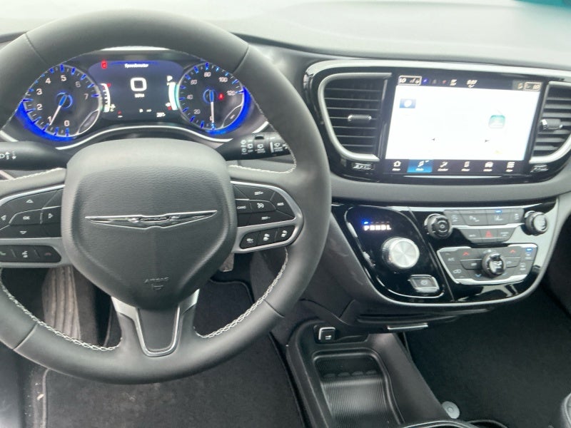 2026 Chrysler Voyager VOYAGER LX