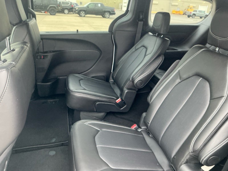 2026 Chrysler Voyager VOYAGER LX