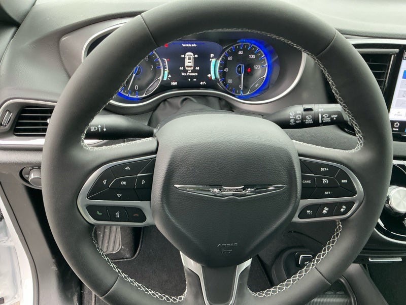 2026 Chrysler Voyager VOYAGER LX