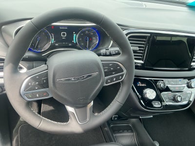 2026 Chrysler Voyager VOYAGER LX