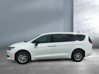 2026 Chrysler Voyager VOYAGER LX