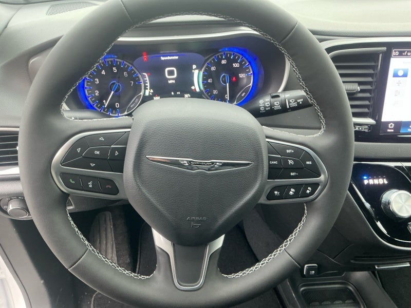 2026 Chrysler Voyager VOYAGER LX