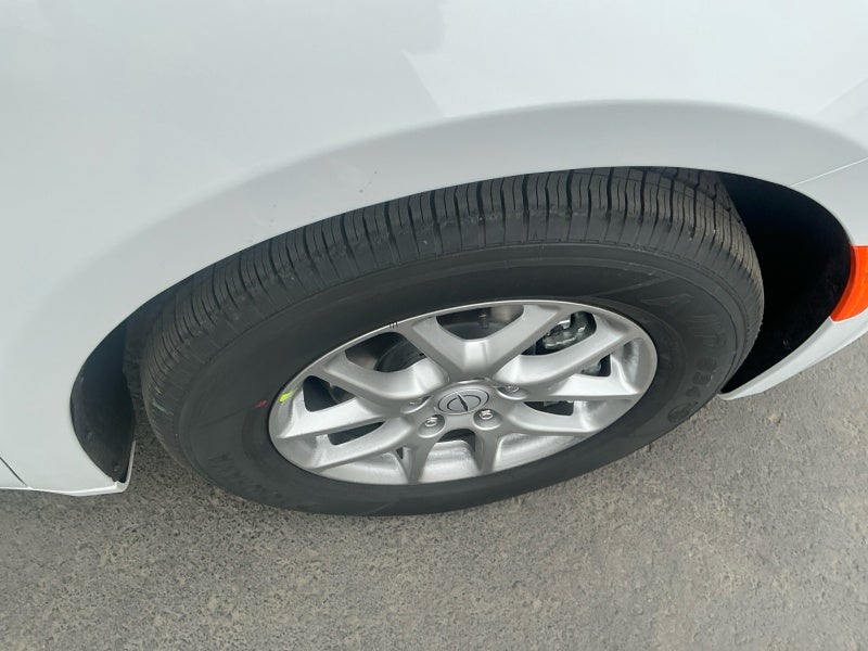 2026 Chrysler Voyager VOYAGER LX