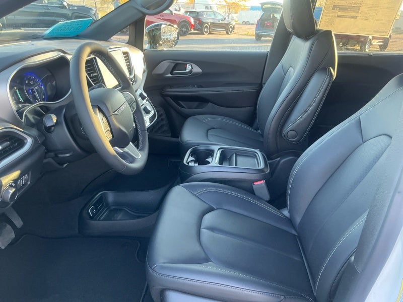2027 Chrysler Pacifica PACIFICA LX
