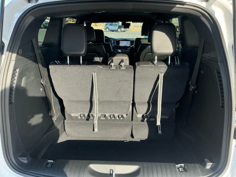 2026 Chrysler Voyager VOYAGER LX