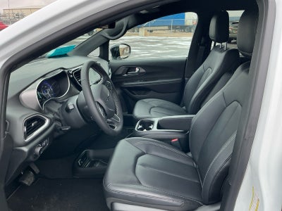 2026 Chrysler Voyager VOYAGER LX