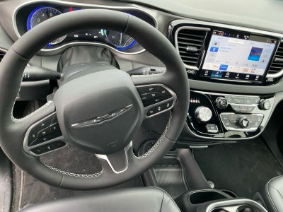 2026 Chrysler Voyager VOYAGER LX