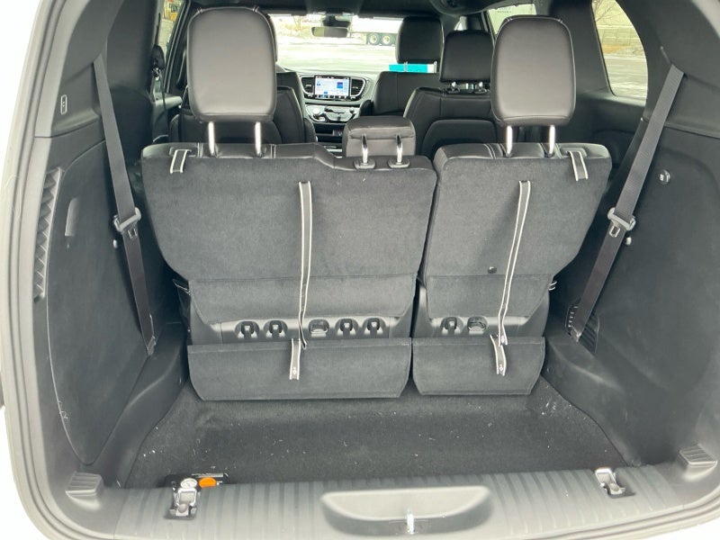 2026 Chrysler Voyager VOYAGER LX