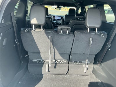 2026 Chrysler Voyager VOYAGER LX