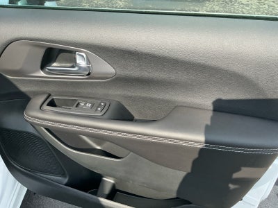 2026 Chrysler Voyager VOYAGER LX