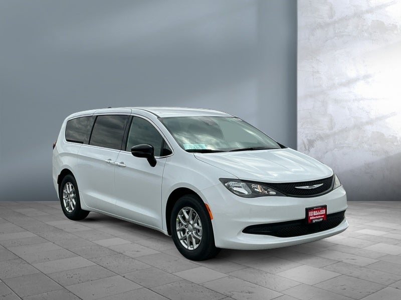 2026 Chrysler Voyager VOYAGER LX