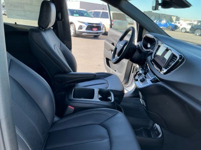 2026 Chrysler Voyager VOYAGER LX