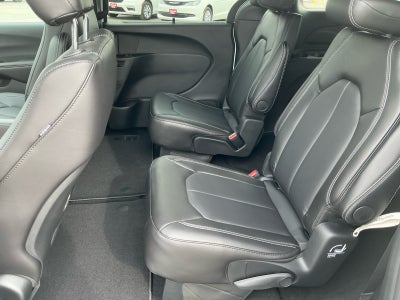 2026 Chrysler Voyager VOYAGER LX