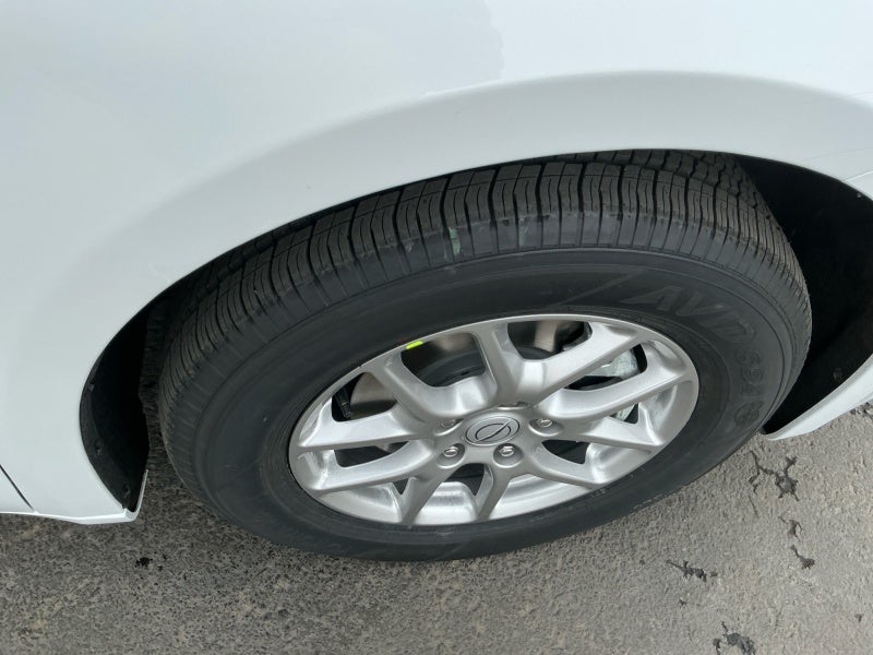 2026 Chrysler Voyager VOYAGER LX