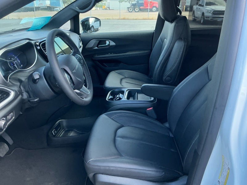 2027 Chrysler Pacifica PACIFICA LX