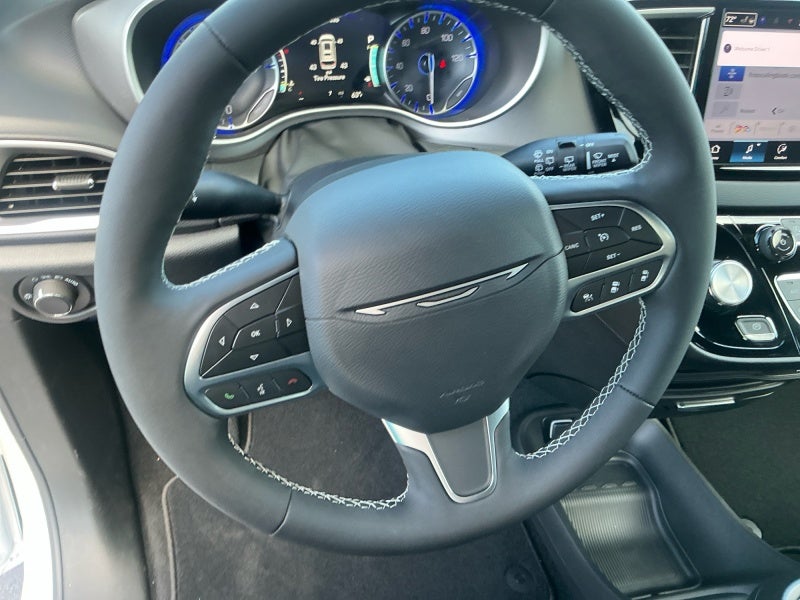 2027 Chrysler Pacifica PACIFICA LX