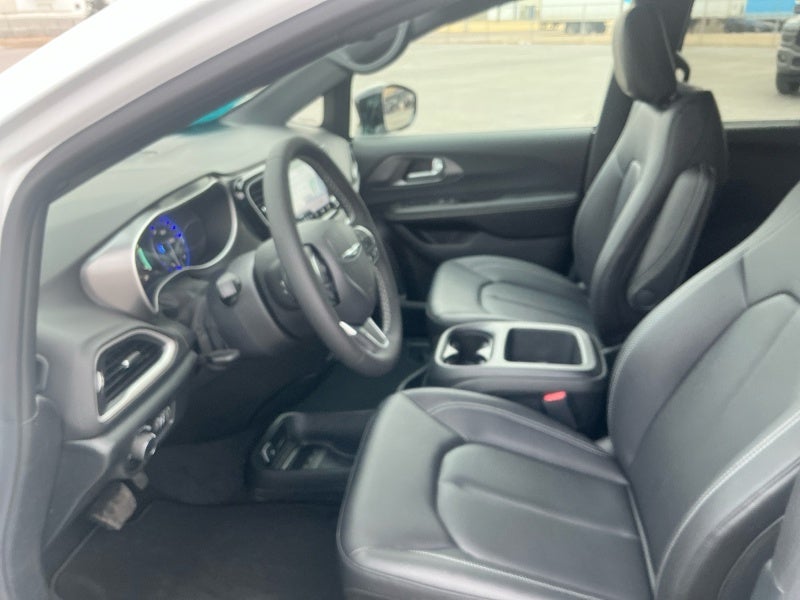 2026 Chrysler Voyager VOYAGER LX