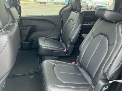 2026 Chrysler Voyager VOYAGER LX