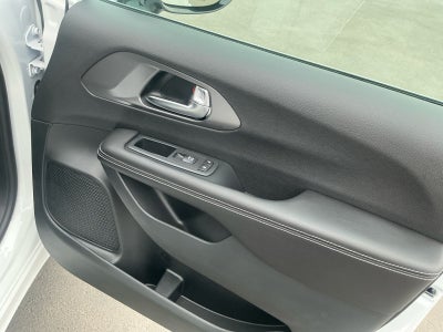 2026 Chrysler Voyager VOYAGER LX