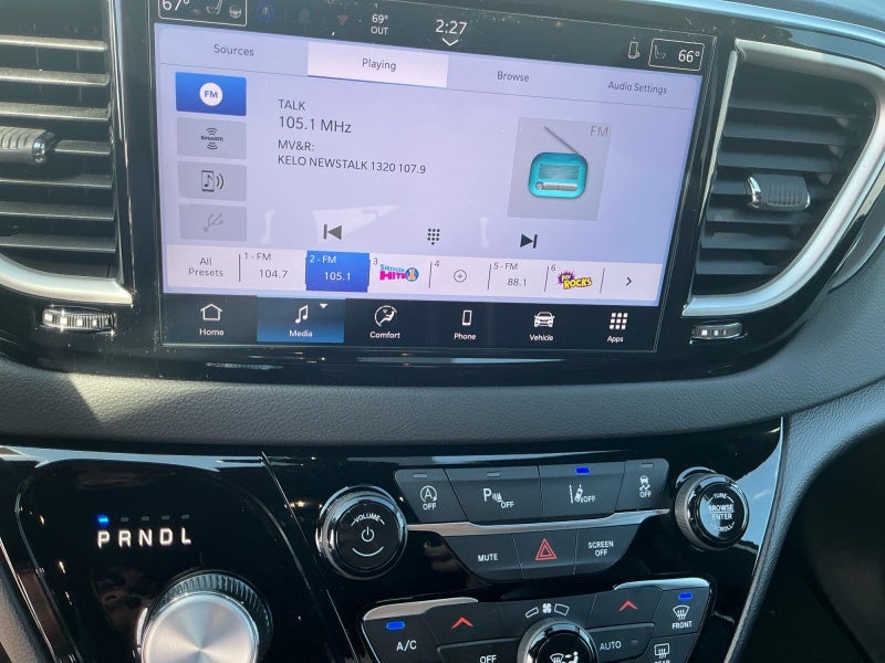 2026 Chrysler Voyager VOYAGER LX