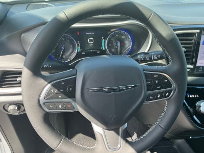 2026 Chrysler Voyager VOYAGER LX